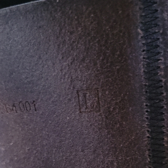 Fossil Vintage Black and Gold Leather Belt - Picture 9 of 11